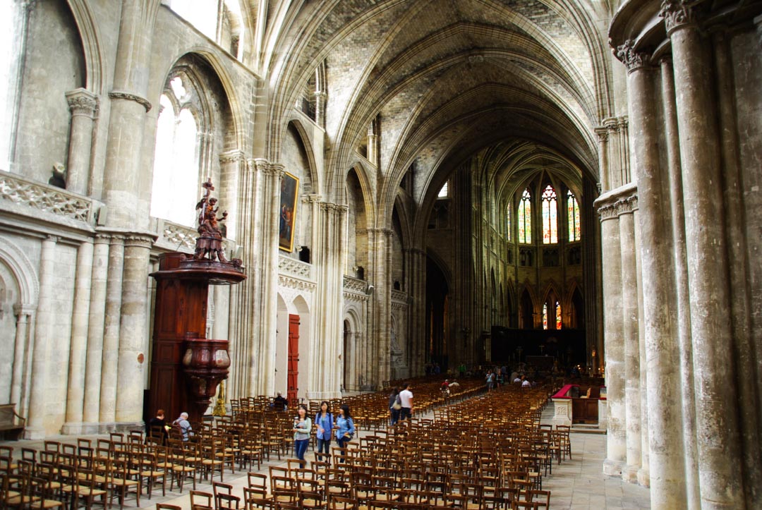 Intérieur cathédrale Saint André