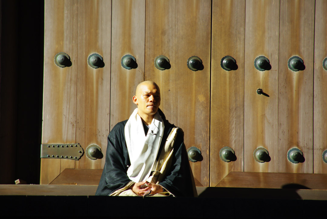 un moine boudhiste à Koya-San