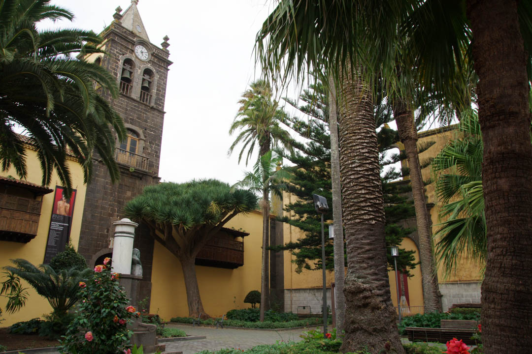 Place près d'une église - La Laguna - Tenerife