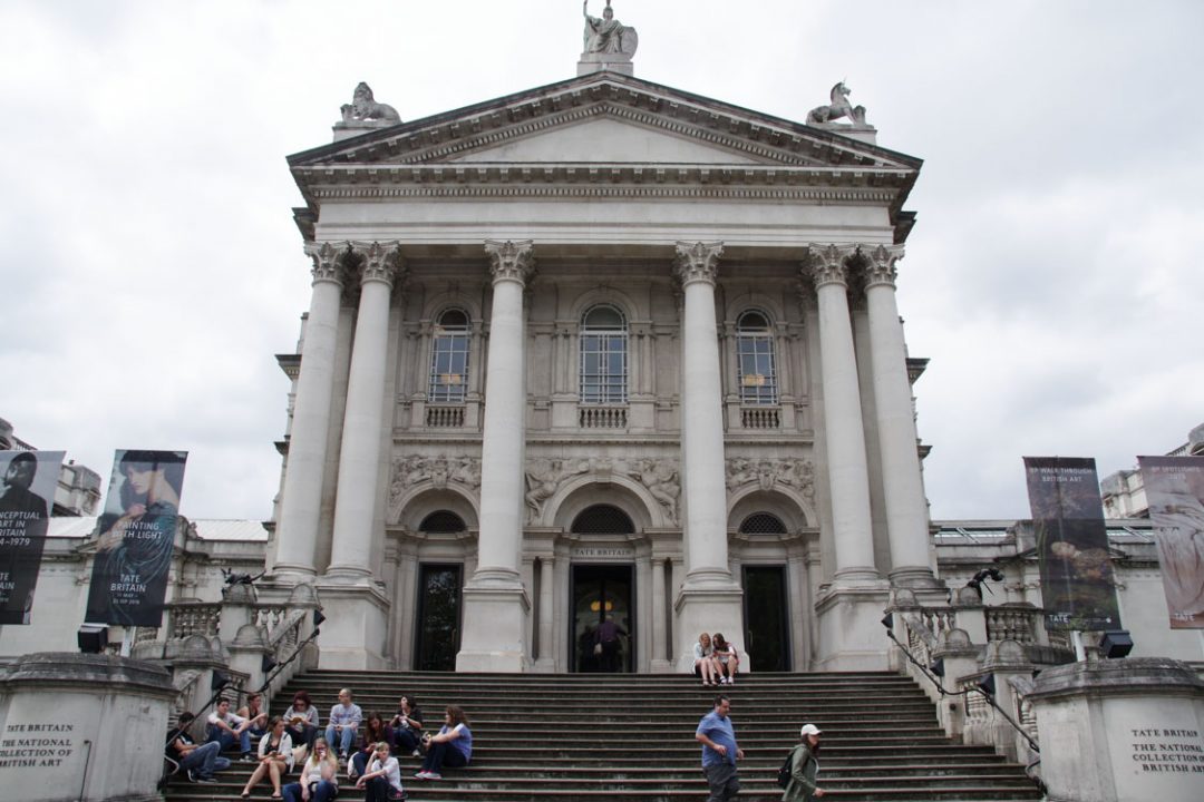 entrée principale de la Tate Britain - Londres