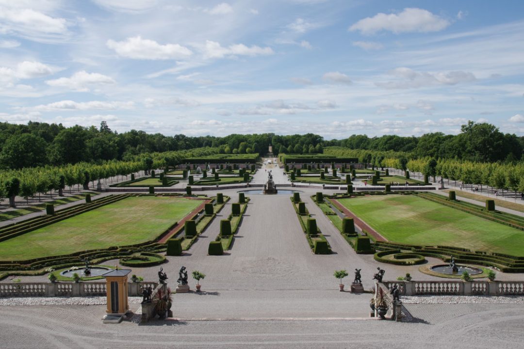 Jardin à la francaise du parc du domaine royal de Drottningholm