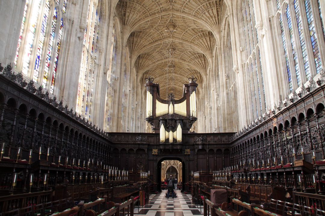 Intérieur de la chapelle de King's College - Cambridge