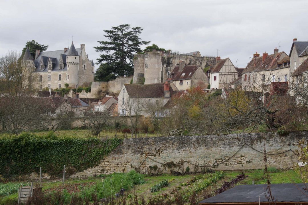Vue sur le village de Montrésor en Indre et Loir
