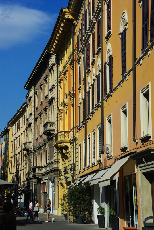 les rues de Modène en Italie