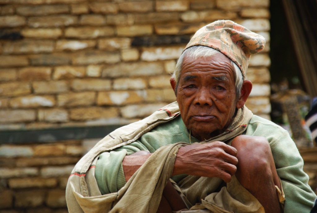 portrait d'un homme népalais
