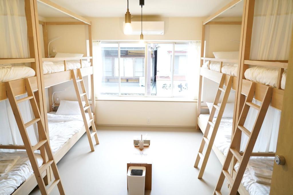 Auberge de jeunesse pour les voyageurs à petit budget souhaitant découvrir Hida Furukawa