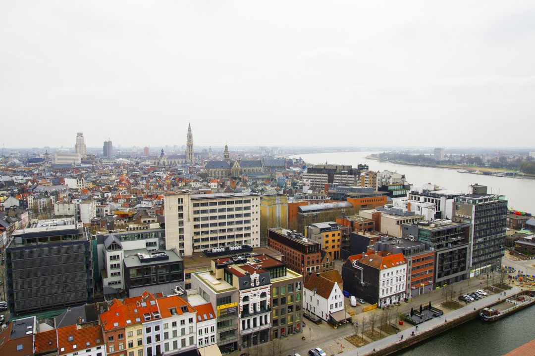 Panorama sur Anvers depuis la terrasse du Mas