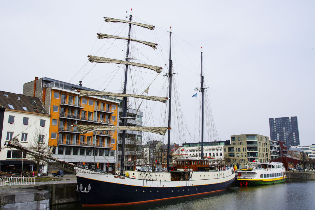 trois mats - port d'Anvers
