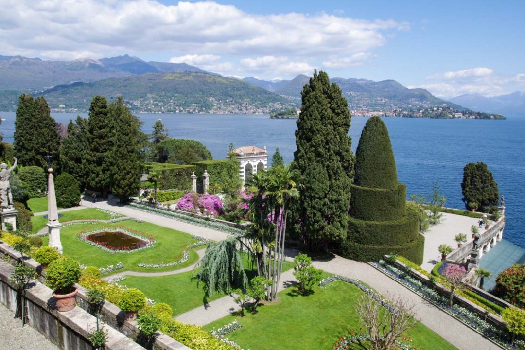 Les jardins d'Isola Bella et la vue sur le Lac Majeur