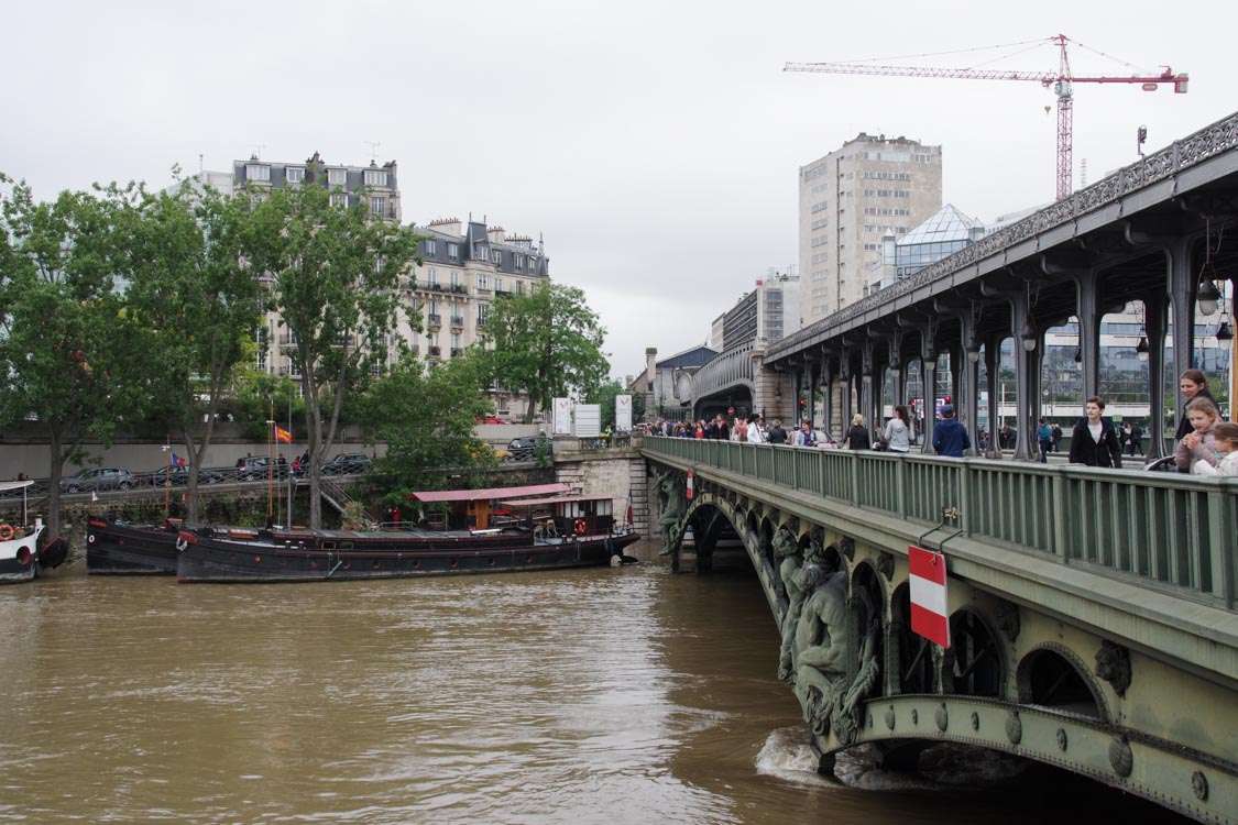 crue de la seine au pont de Bir Hakeim