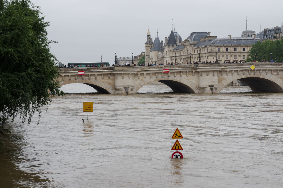 pont neuf - Crue de la Seine 2016