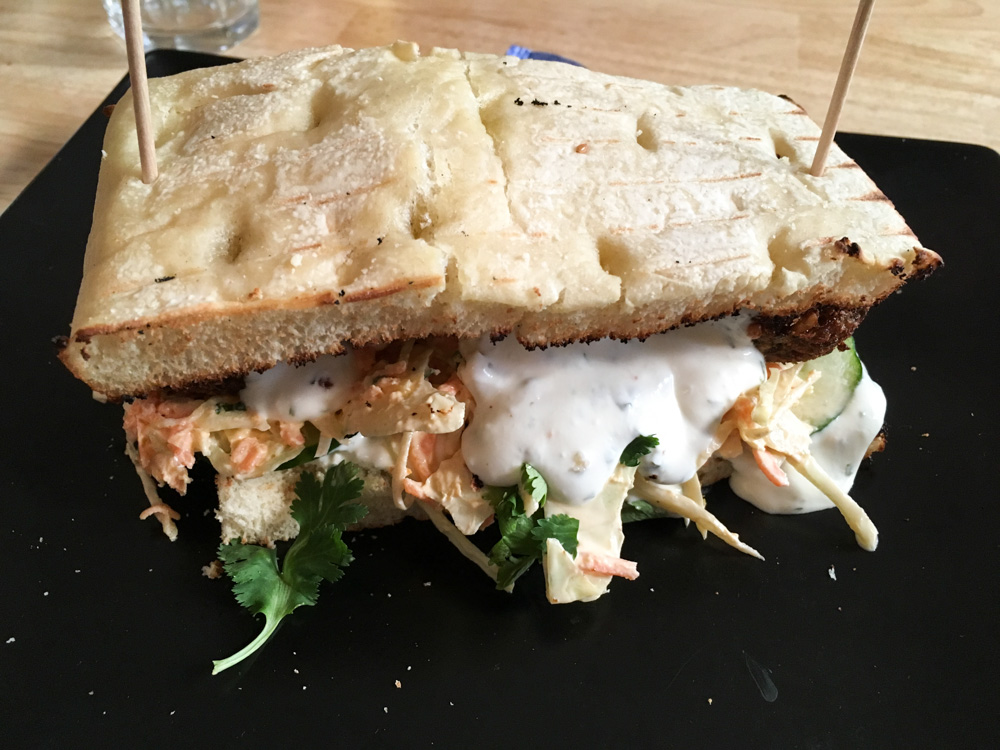 sandwich falafel - Basilic Café