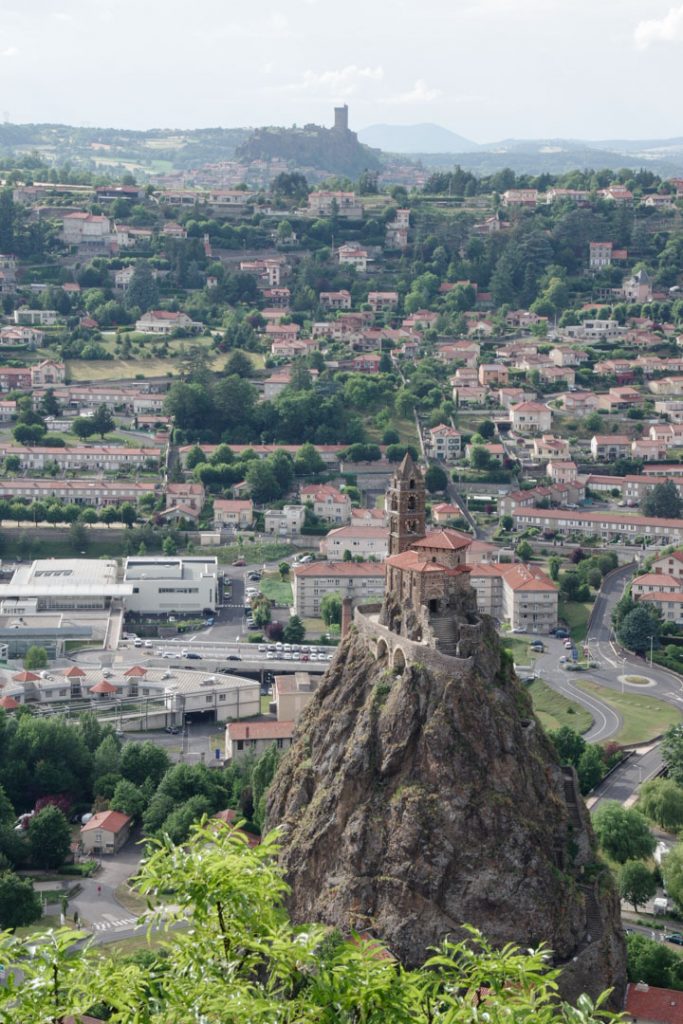 Rocher de Saint Michel l'Aiguilhe au Puy en Velay