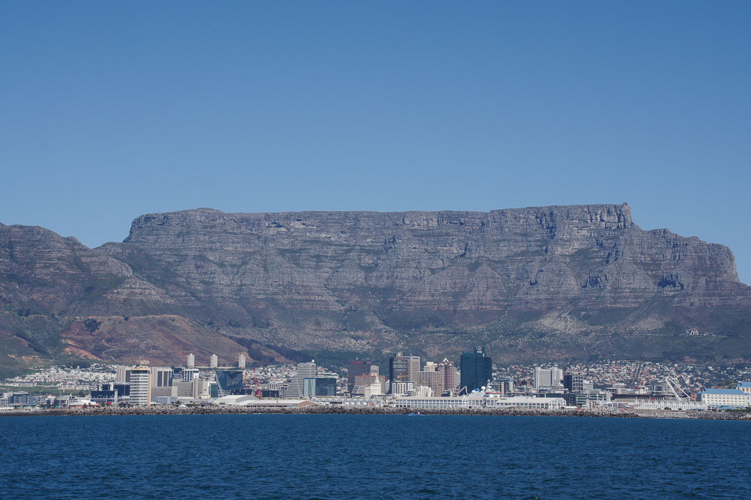 Panorama sur la baie et la ville de Cape Town