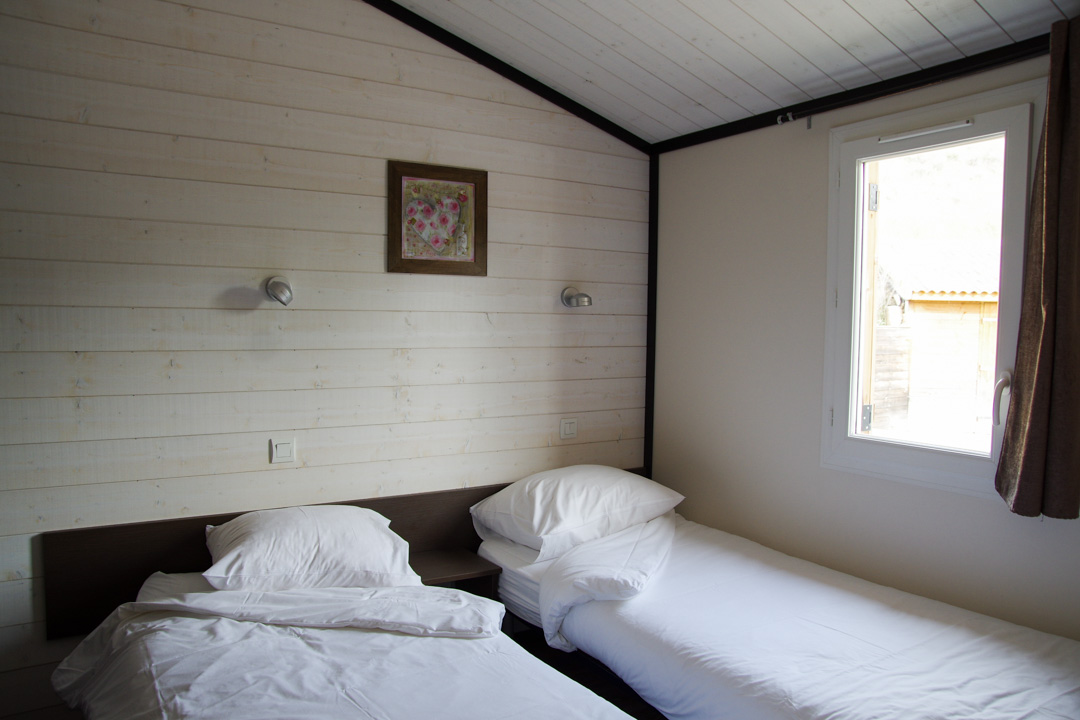 chambre-domaine-saint-esteve chambre à l'intérieur du domaine saint Estève