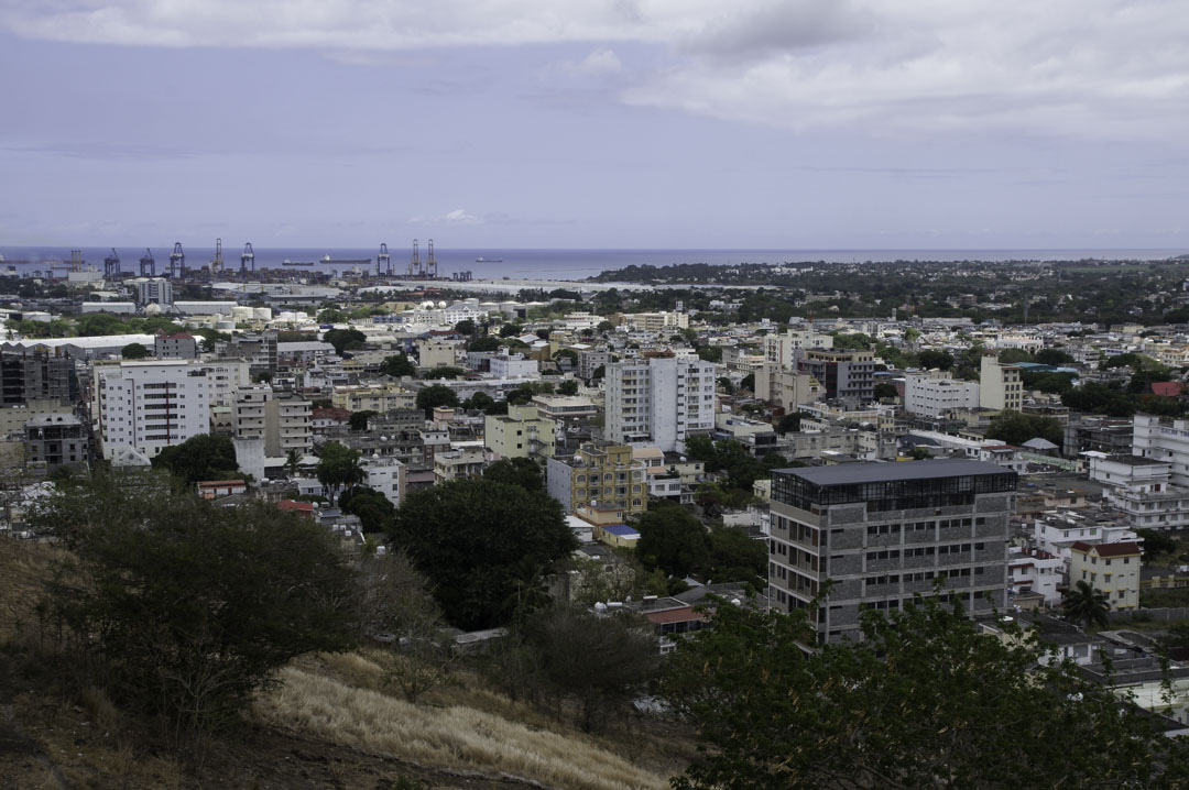 Panorama sur Port Louis depuis la citadelle