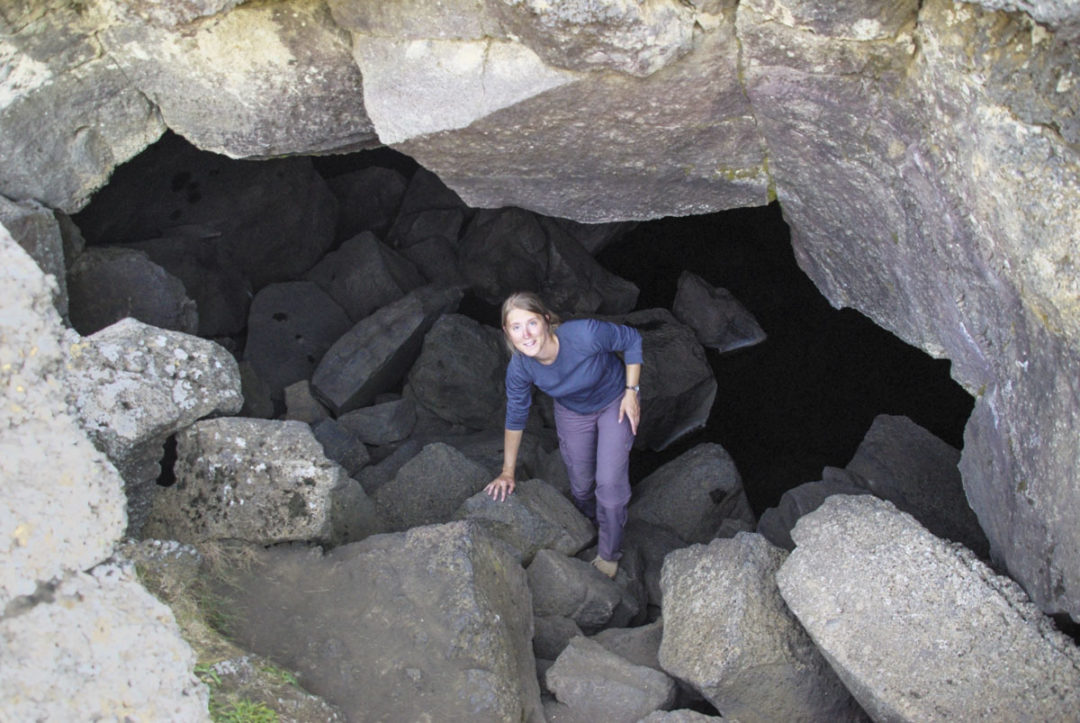 grottes de Grjótagjá près du lac de Myvatn en Islande
