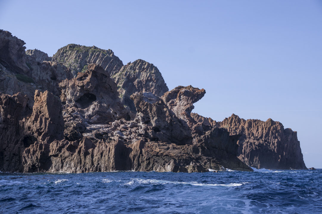 la réserve naturelle de la Scandola dans le golfe de Porto en Corse