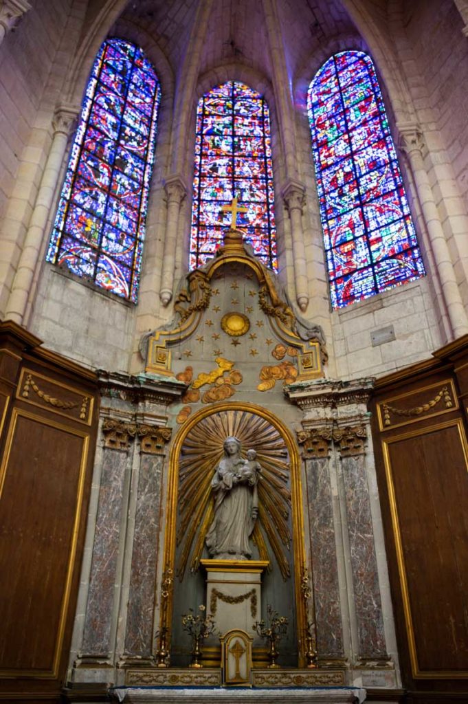 les vitraux de Soissons offert par Philippe Auguste