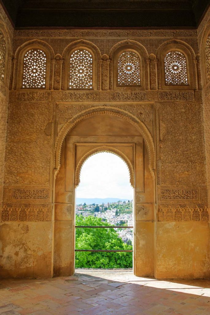 le Palais du Generalife à L'Alhambra de Grenade - décoration de stuc