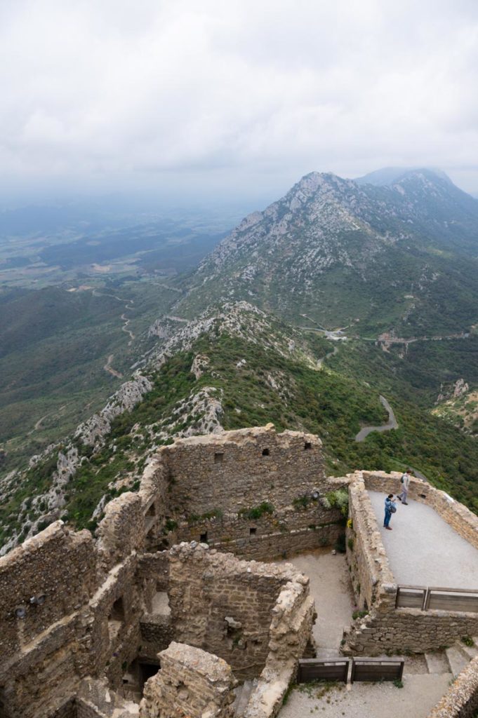 Panorama sur la Crete du Grau de Maury depuis le Château de Queribus