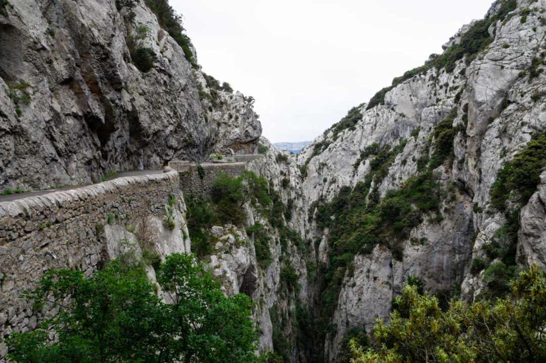 Les Gorges de Galamus entre l'Aude et les Pyrénées Orientales