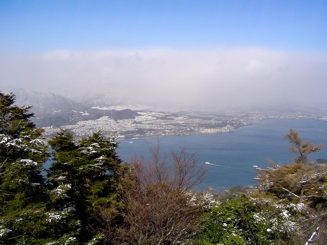 Panorama sur la Mer interieure de Seto et Hiroshima  depuis le sommet du Mont Misen