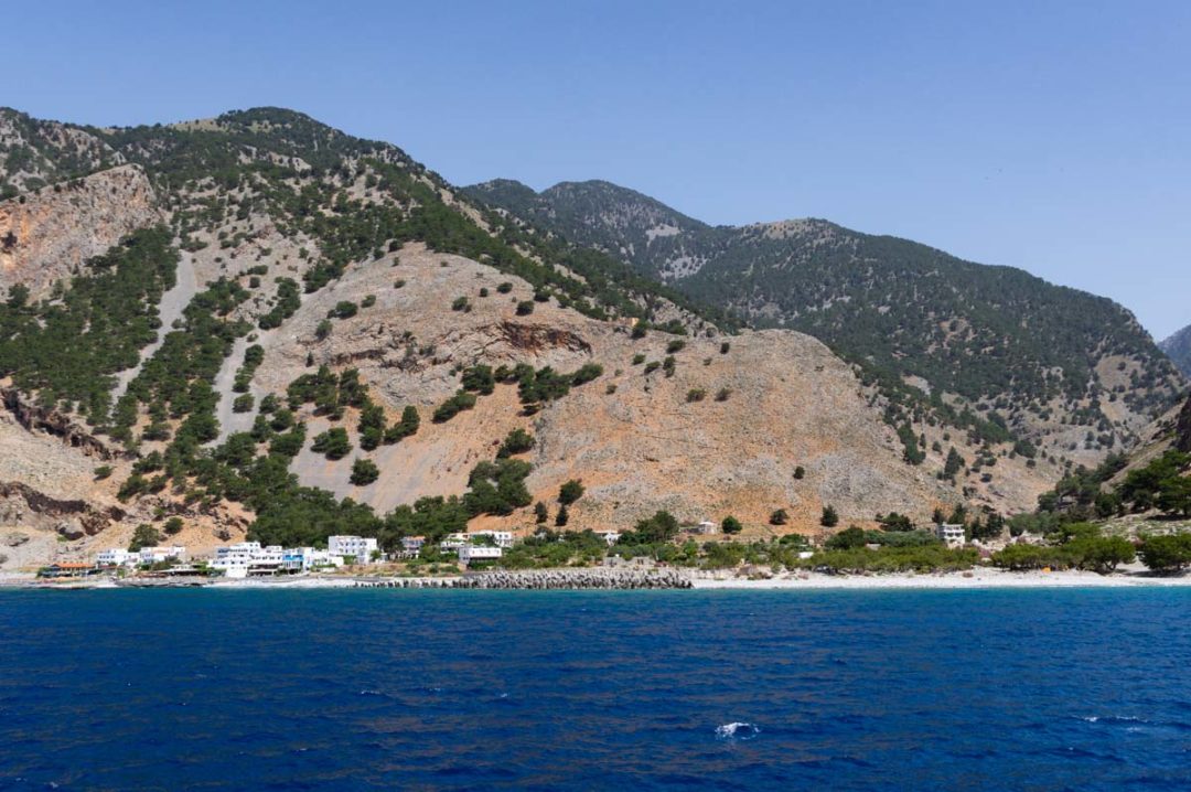 le village d'Agia Roumeli sur la côte Sud de la Crète