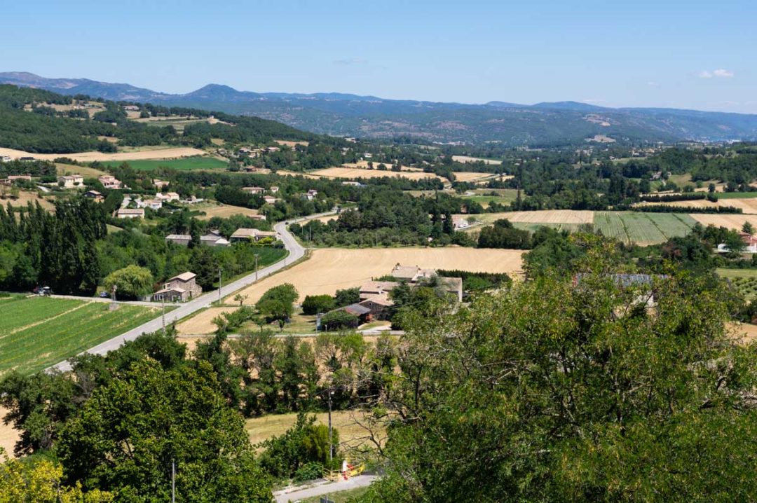 Panorama depuis le village de Saint Vincent de Barrès