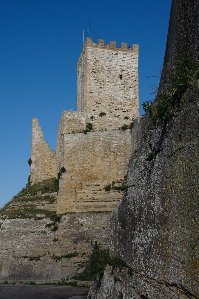 visite du Château de Lombardie à Enna