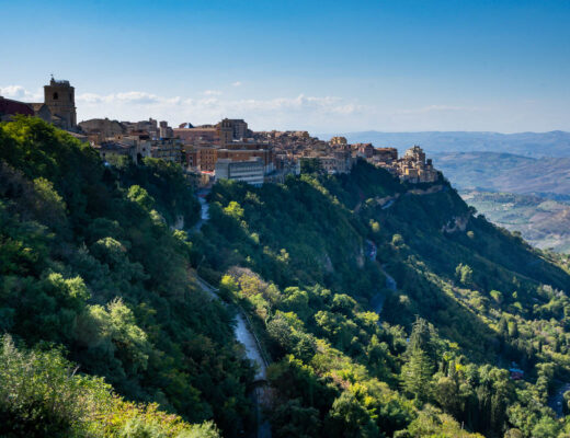 panorama sur Enna en Sicile