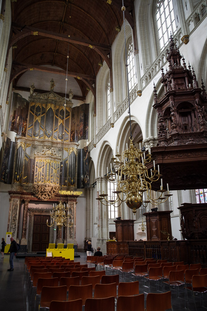 nef et orgue de l'église Nieuwe Kerk à Amsterdam