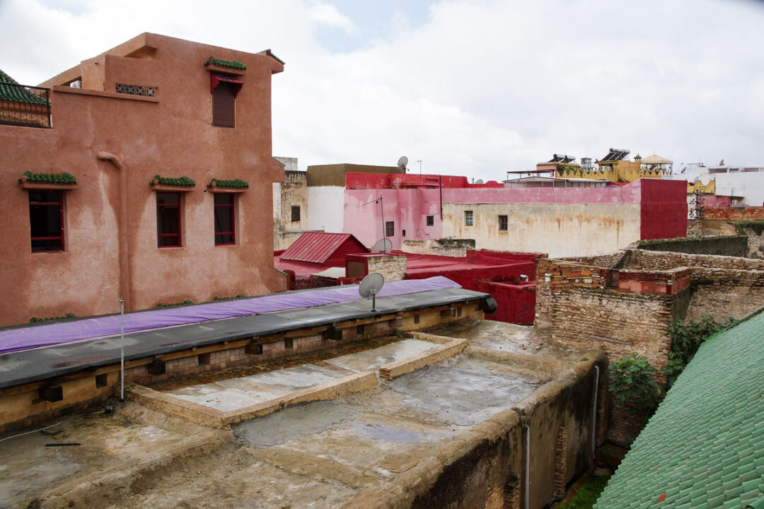 les toits de Meknes vue depuis la Médersa Bou Inania