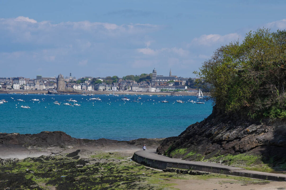 Dinard et son sentier côtier avec la vue sur Saint Malo