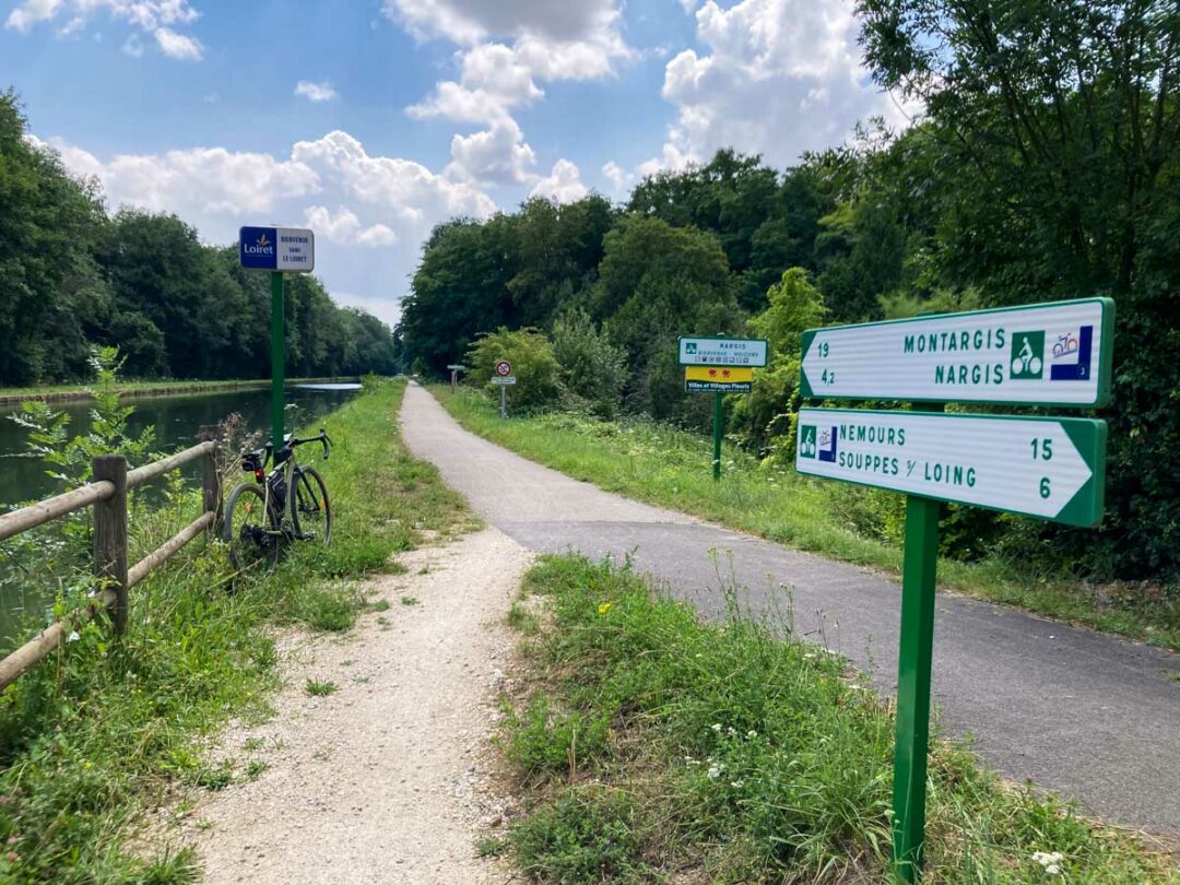 Scandibérique : frontière entre les départements de la Seine et Marne et du Loiret