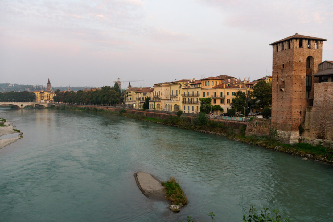 l'Adige vu depuis le Castelvecchio