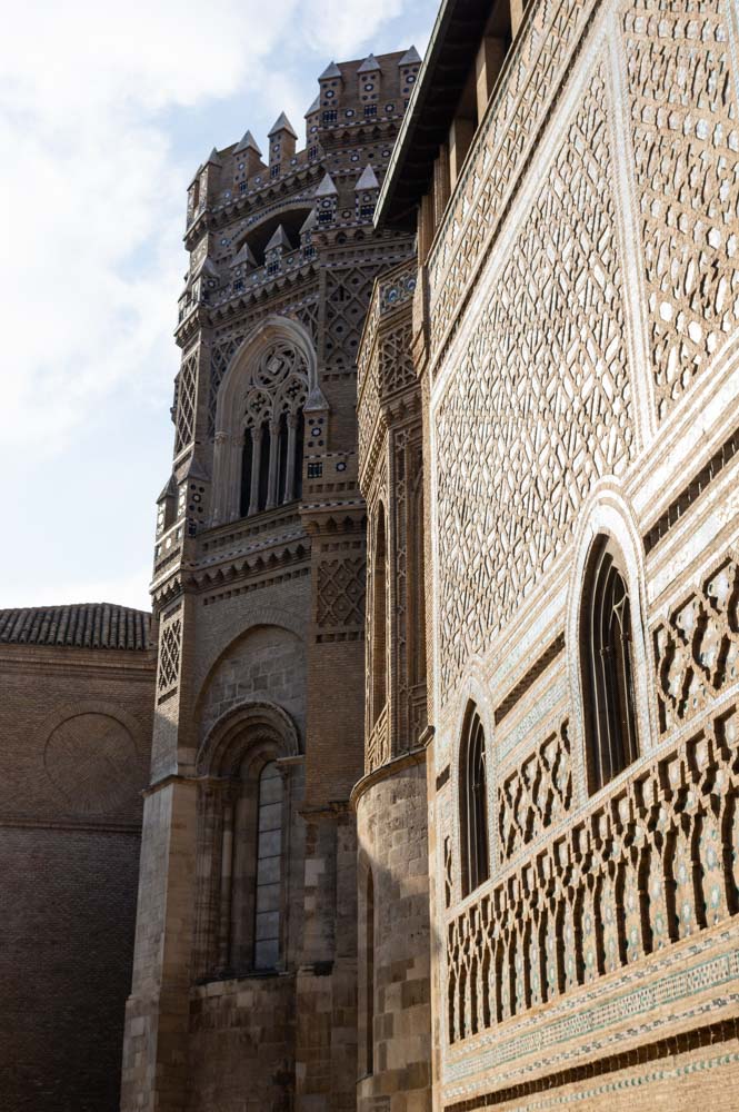 architecture mudejar à la cathédrale de Saragosse