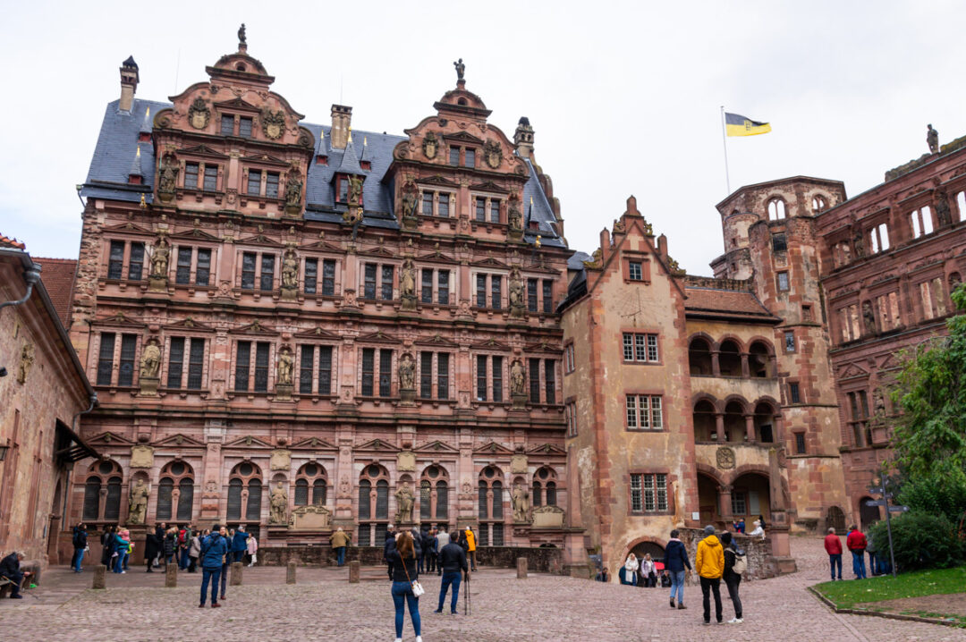 Façace Renaissance dans la cour du château d'Heidelberg