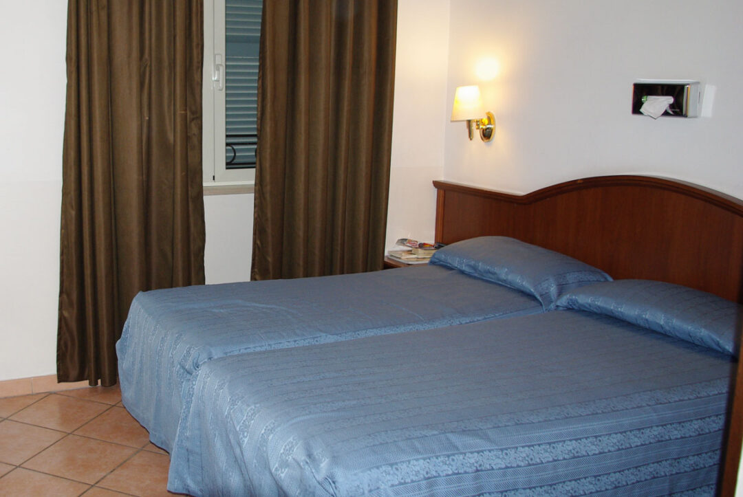 Chambre double Hotel San Marco près de la Gare Termini à Rome
