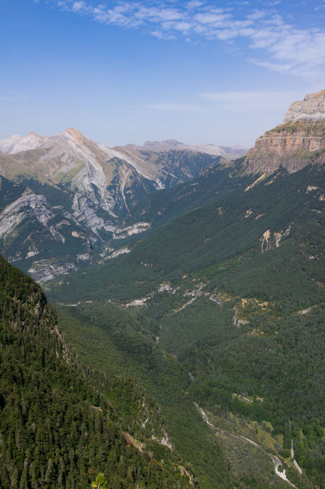 Panorama sur le canyon d'Ordesa depuis le Mirador de Calcilarruego
