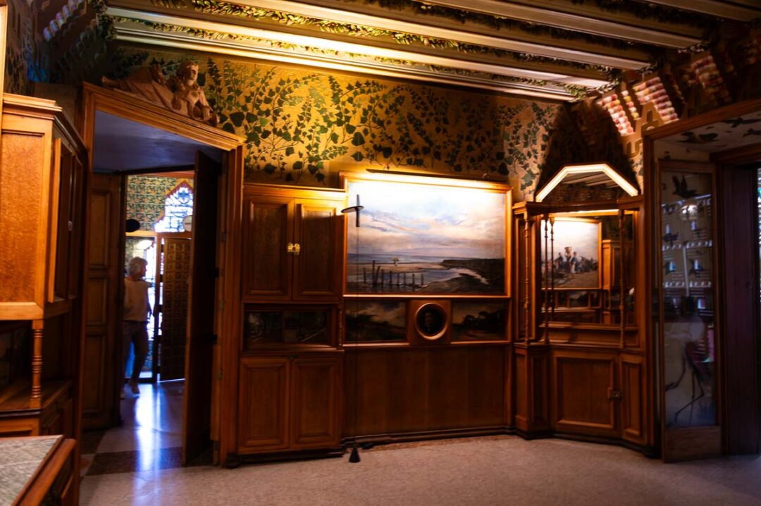 le salon de la Casa Vicens
