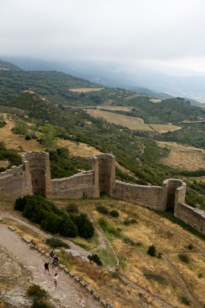 point de vue sur les remparts du Chateau de Loarre