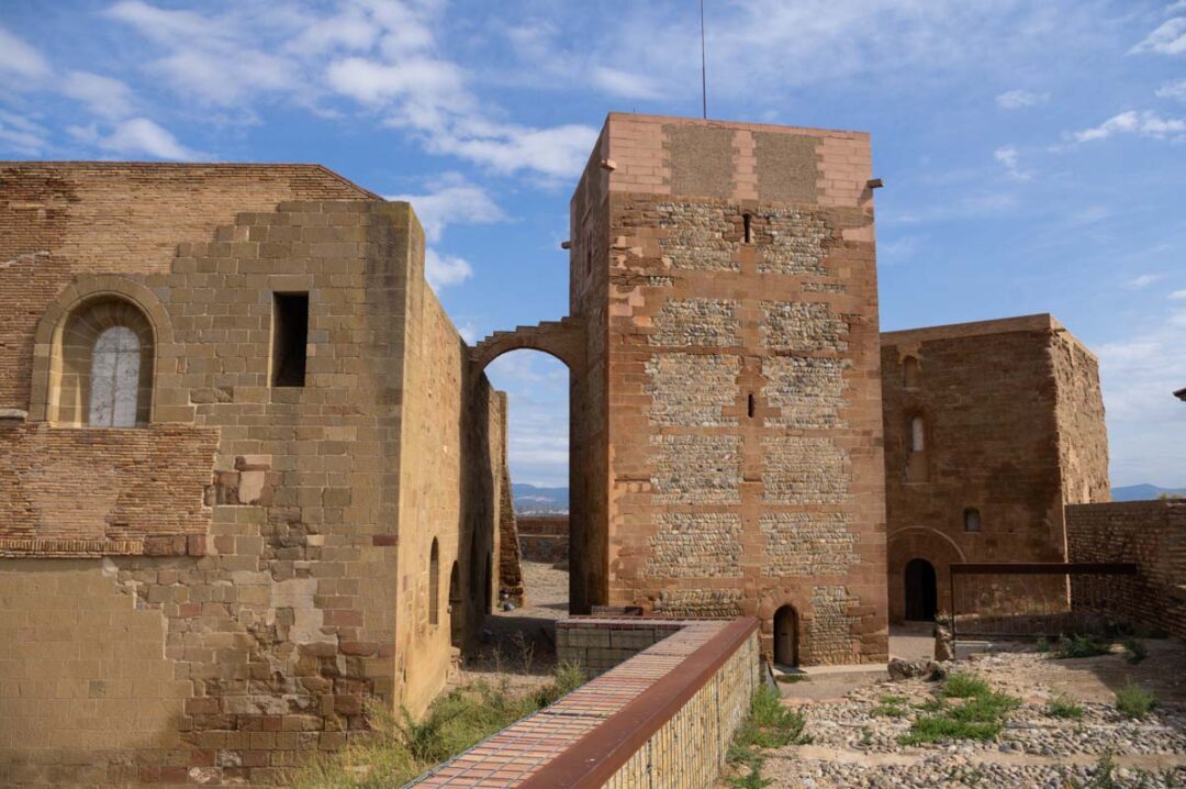 Le château de Monzon en Aragon