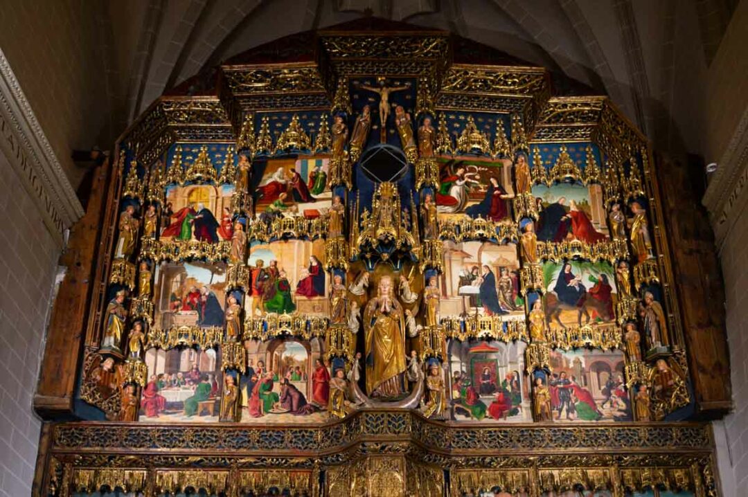 détail du retable de la Chapelle Majeure de la Collégiale de Bolea en Aragon