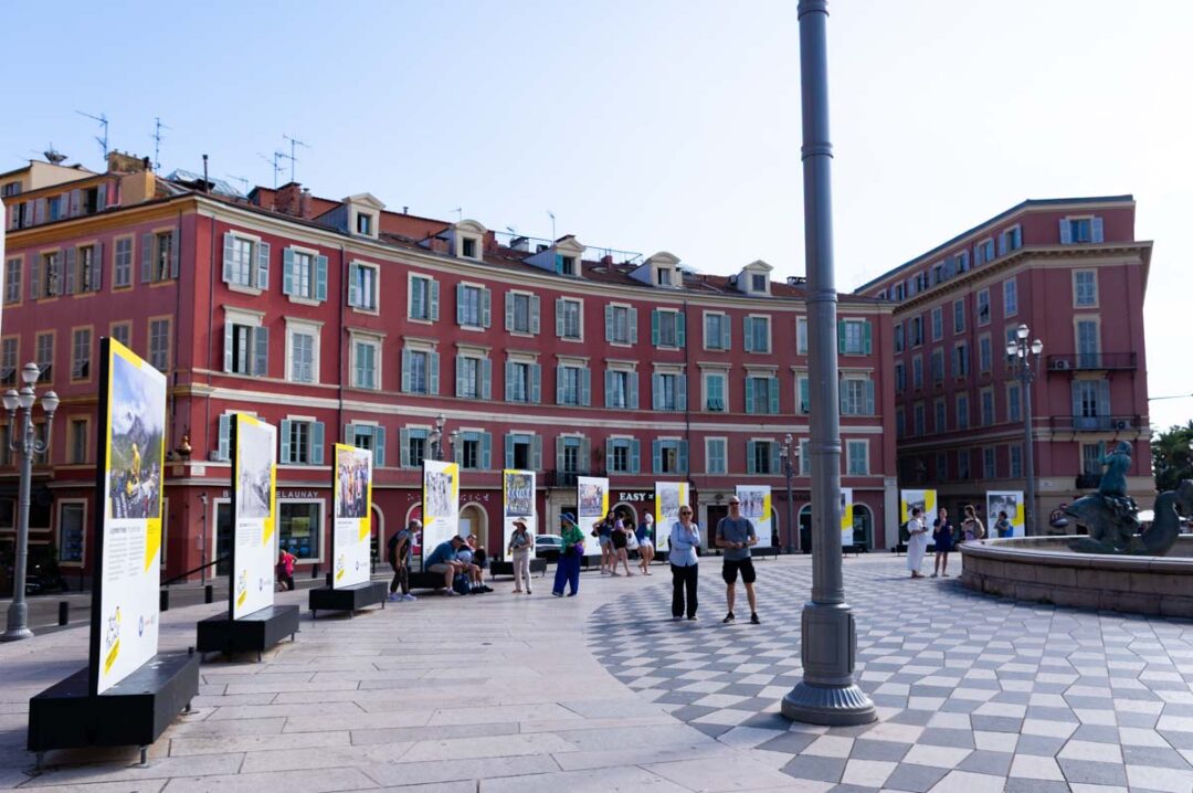la place Massena à Nice
