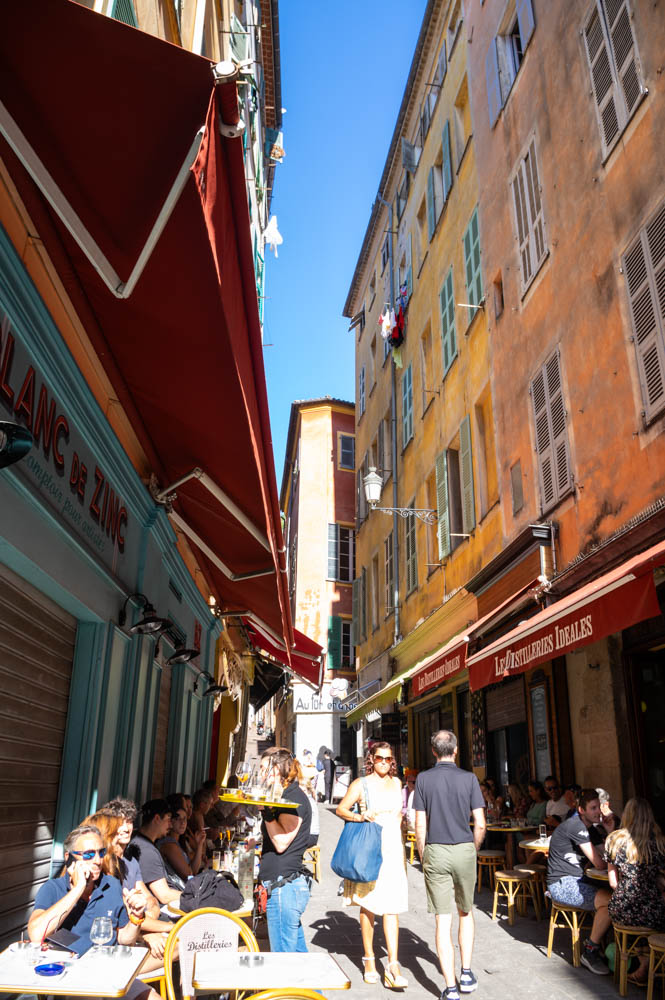 les ruelles étroites du Vieux Nice