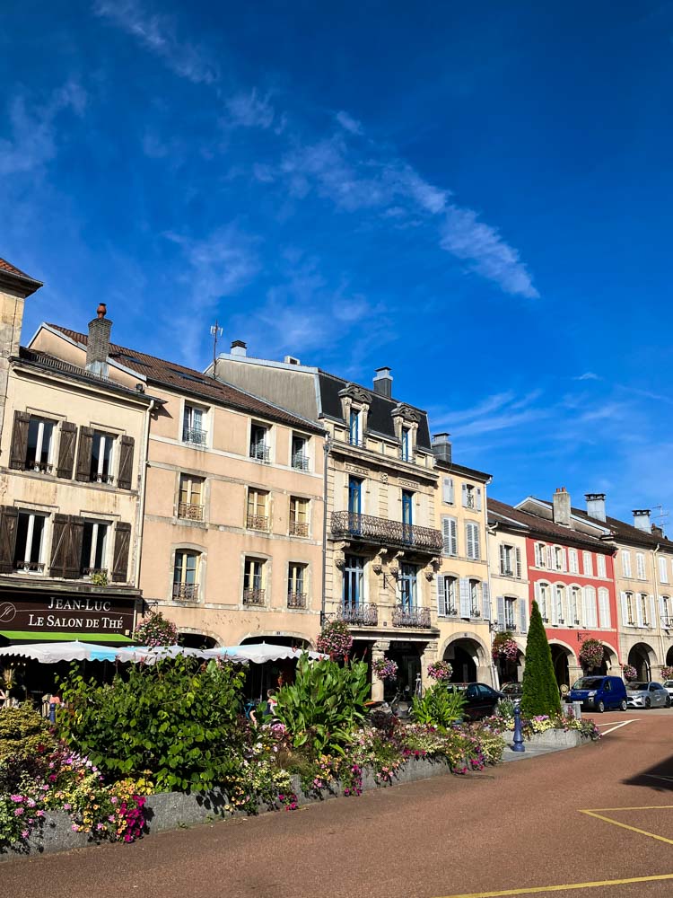 Les arcades de la Rue du Général de Gaulle de Remiremont