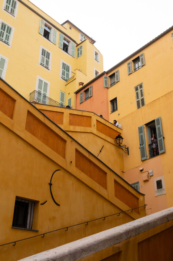 les escaliers monumentaux de Menton