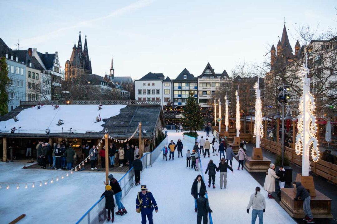 La patinoire de Noël à Cologne