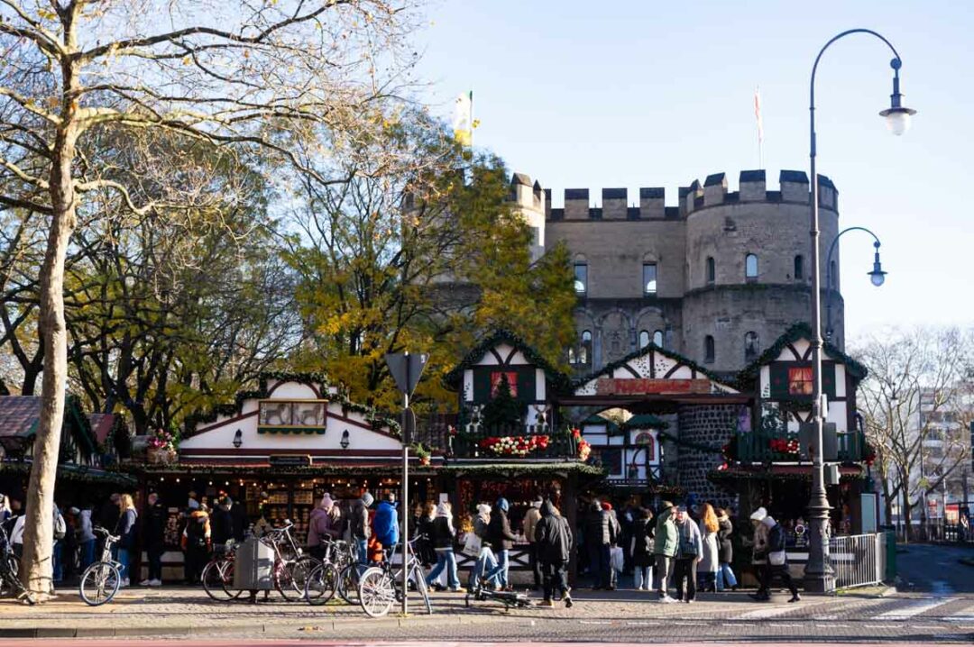 Le Village de Saint Nicolas sur Rudolfplatz